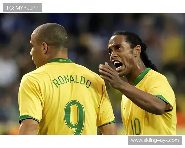 足球场上的全能英雄：从多面手球星看现代足球战术的革新与发展